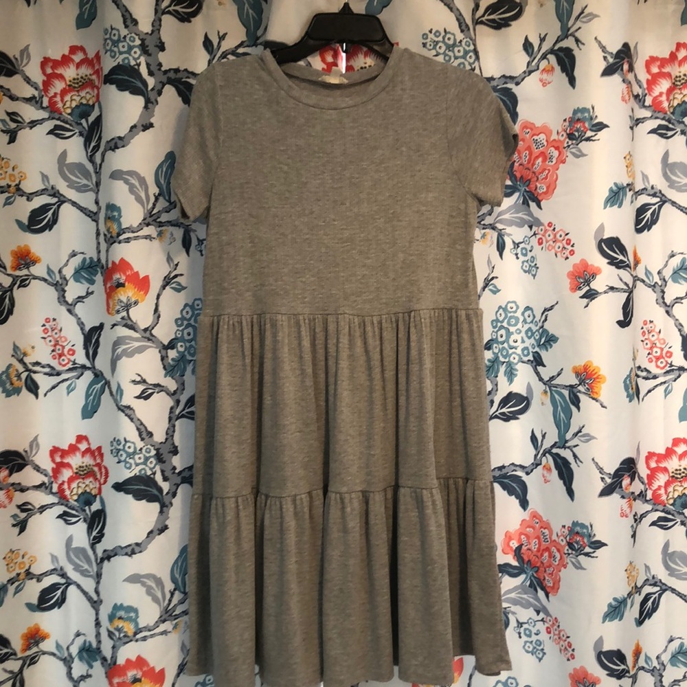 See you Monday, tiered gray swing dress, size M